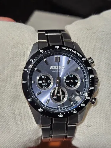 Relógio Seiko Spirit azul claro