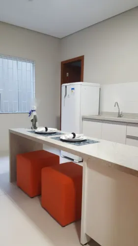 Apto próximo à UFSC e Centro - Com estacionamento - Totalmente mobiliado - Bairro seguro