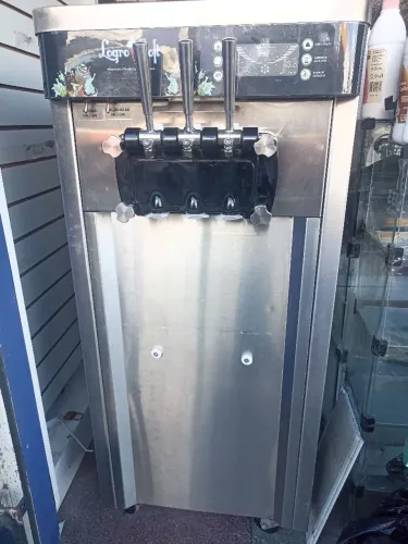 Máquina de sorvete logrosoft