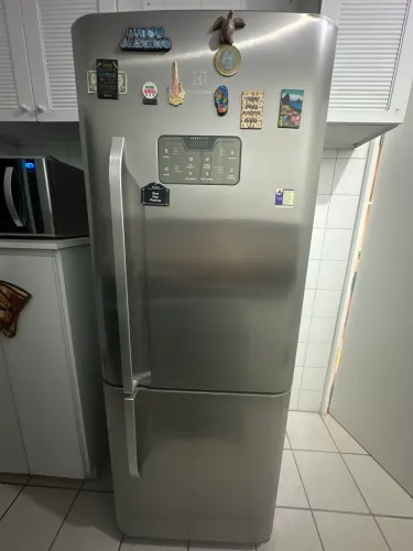 Geladeira inverter Eletrolux frost free 454L