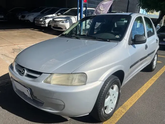 Chevrolet Celta 1.0/ Super 1.0 MPFI VHC 8V 5P 2005