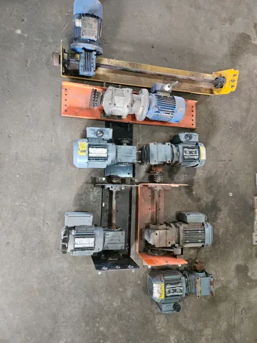Lote com 7 motoredutores