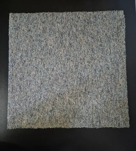Carpete modular azul marinho 50x50 cm
