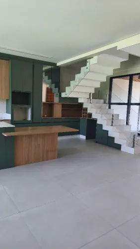 Casa Semi Mobiliada 3 Suítes no Blue Deltaville - 205m²