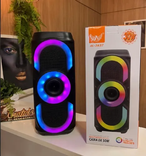 Caixa de som com leds