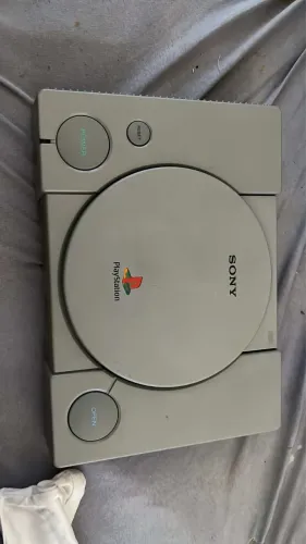 PlayStation 1 PS1 Fat SCPH-5501 + 8 Jogos Originais Japoneses