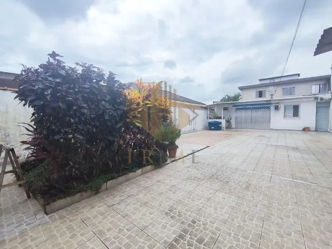 Casa para Venda em Guarujá, Sítio Paecara (Vicente de Carvalho), 3 dormitórios, 2 banheiro