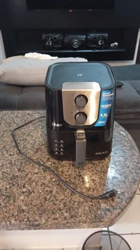 Air fryer (Oster)