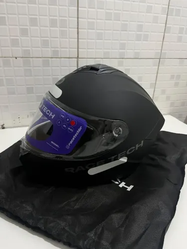 Capacete novo nunca usado 