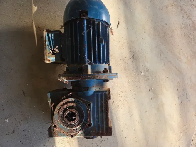 Motor redutor 1:30