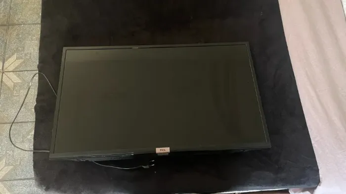Tv Tcl 32 Modelo 32s6500s Usada