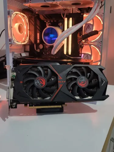 RX 570 4GB - Funcionando perfeitamente | Excelente estado