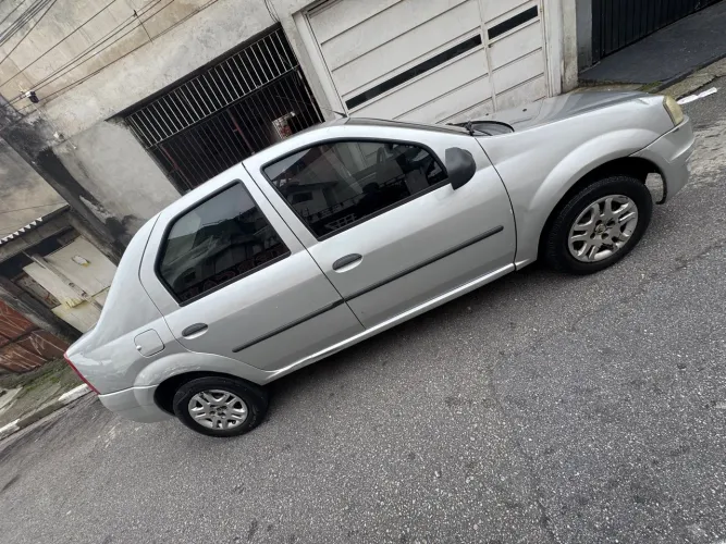 Renault Logan Expres./exp. UP Hi-flex 1.0 16V 4P 2010