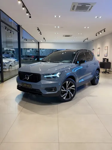 Volvo XC40 T-5 R-design 2.0 252cv AWD 2020