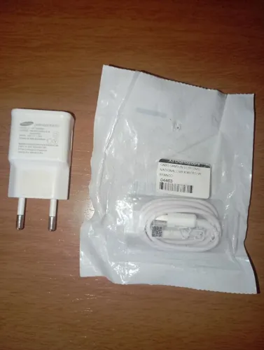 Carregador original Samsung v8