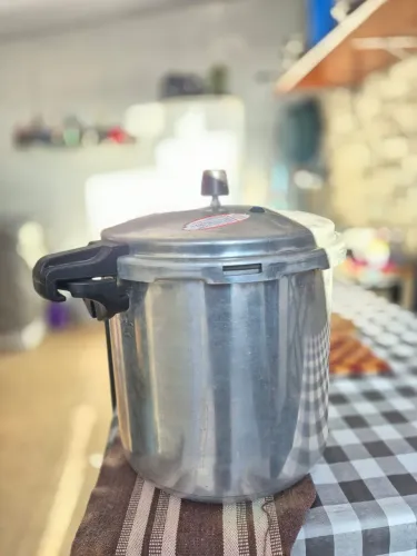 Panela de Pressão 20 Litros Nigro Eterna Alumínio Polido Profissional