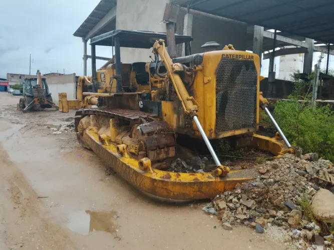 Trator de esteira D8 