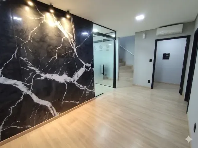 Sala Comercial Duplex à Venda na Vila Mathias | 254 m² | Santos