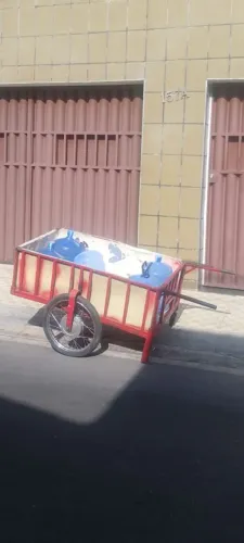 Carrinho de mão em ferro 