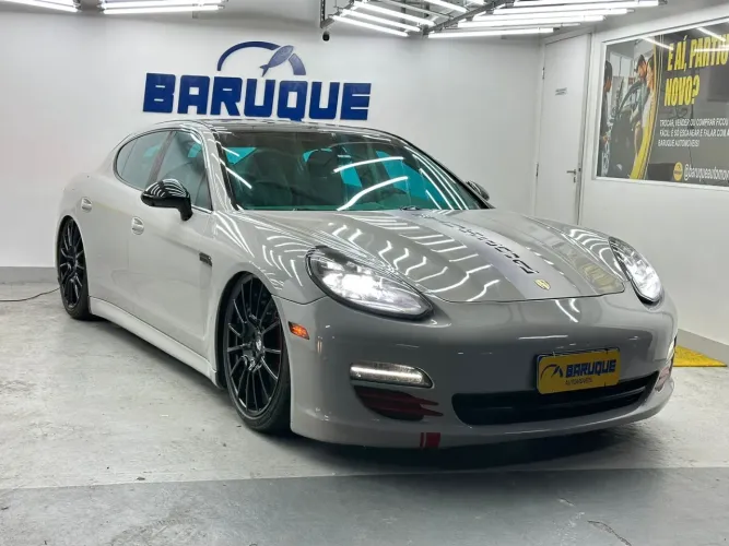 Porsche Panamera Turbo S 4.8 2010