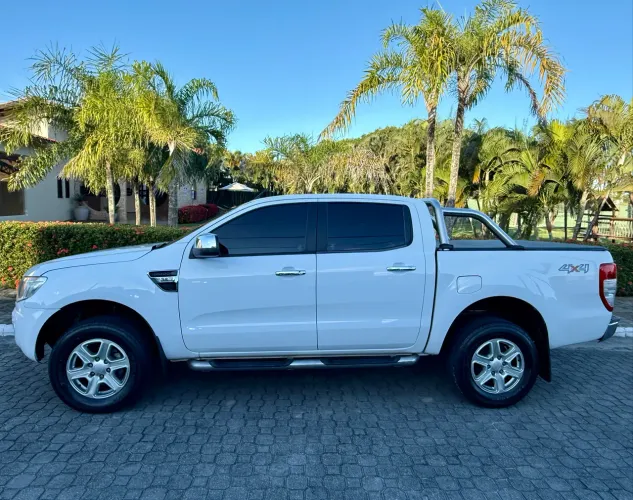 Ford Ranger XLT 3.2 20V 4X4 CD Diesel Aut. 2015