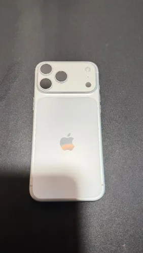 iPhone 17 Pro Max 256GB | Apenas 1 Semana de Ativação | Estado de Novo