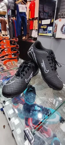 Chuteira Air Zoom Mercurial - Adulto 
