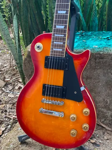 guitarra LP e ukulele pronta entrega