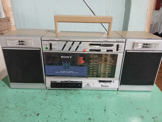 Bombox sony 7 bands