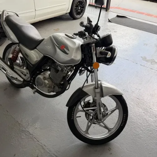Suzuki EN 125 YES 2011
