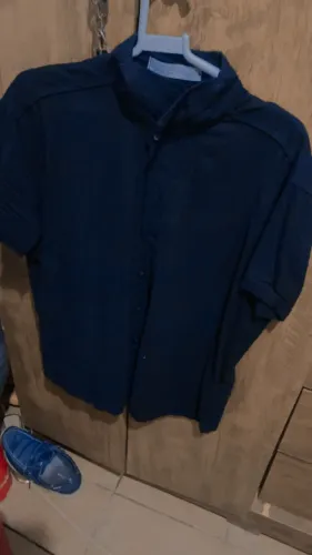 Camisa de botão pra comprar na galeria aqui em boa Viagem só usei uma vez tamanho P