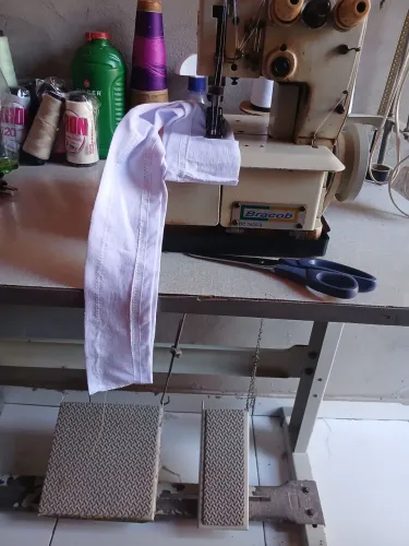 Venda maquina de costura galoneira seme industrial funcio