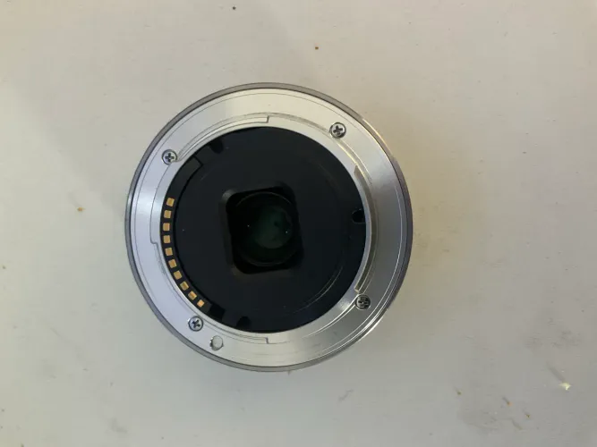 Lente Sony 16mm 2.8 