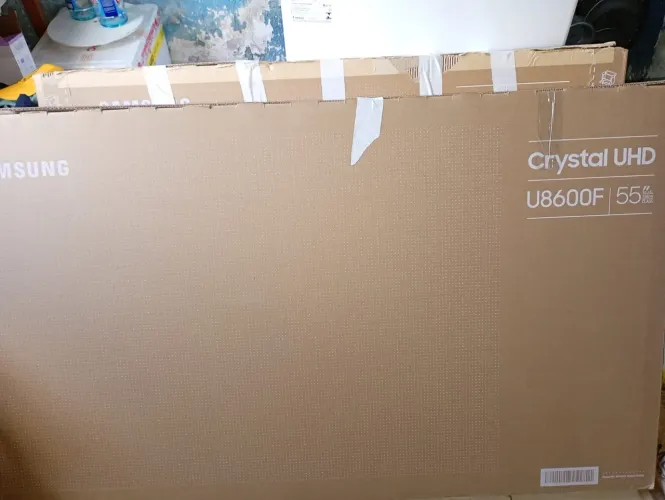Caixa de papelão para tv