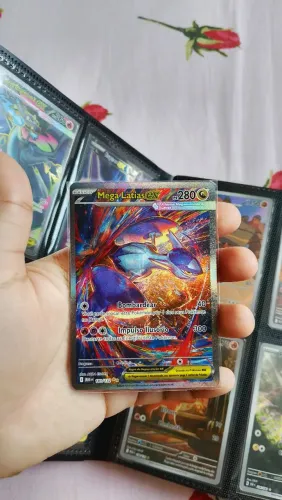Mega latias ex NM