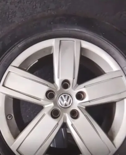 Roda aro 18 amarok