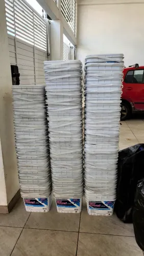 Venda de Baldes de cloro vazios