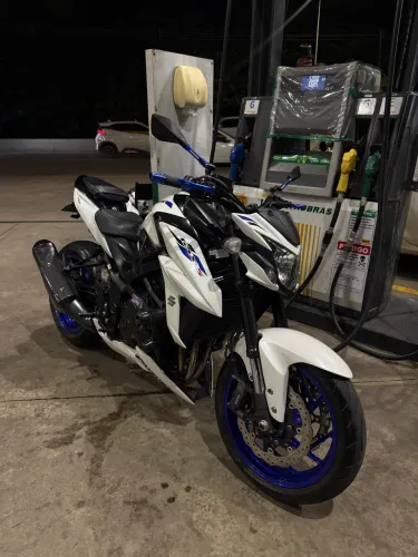 Suzuki Gsx - 750 AZ única do estado abaixo da fipe