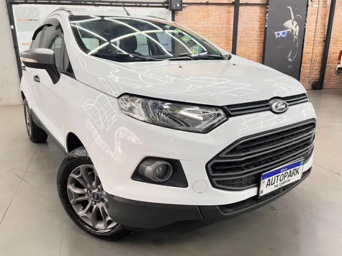 Ford Ecosport Freestyle 1.6 16V Flex 5P 2015