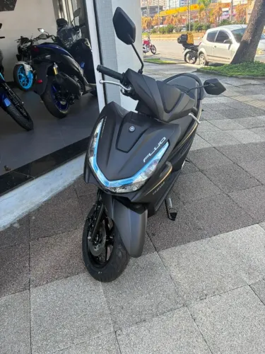 YAMAHA FLUO HYBRID 26/27 0KM