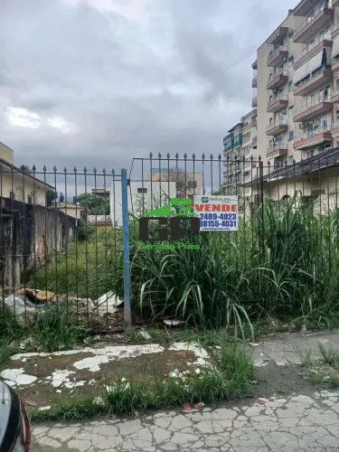 Terreno no centro do Valqueire