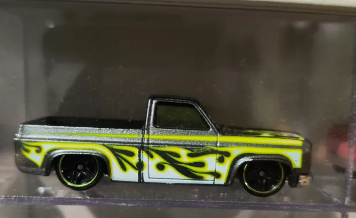 Hot Wheels 83 Silverado