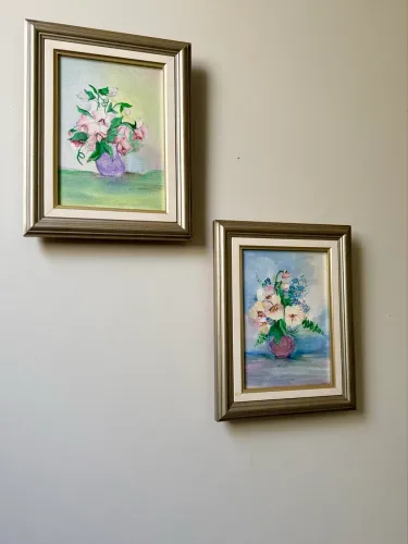 Par de Pinturas Florais Originais com Moldura