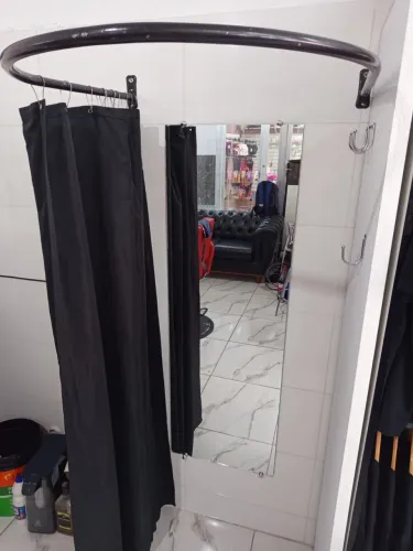 Provador + cortina + espelho