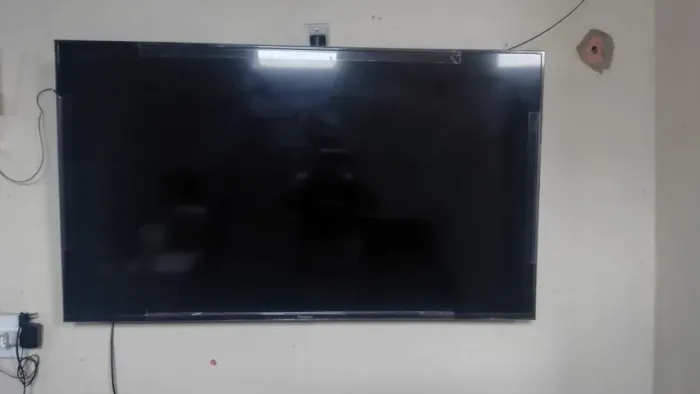 Duas TVs 55" LG/PANASONIC 