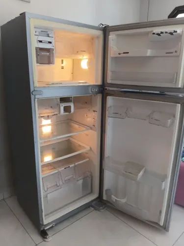 Geladeira faço entrega