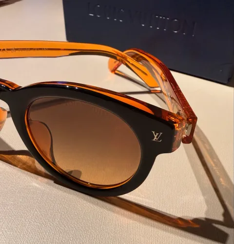 Óculos de Sol Louis Vuitton - Z404E
