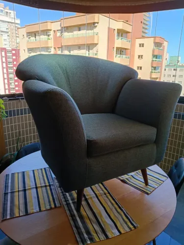 Poltrona Decorativa Estilo Retrô - Excelente Estado / Retirada em Praia Grande/SP