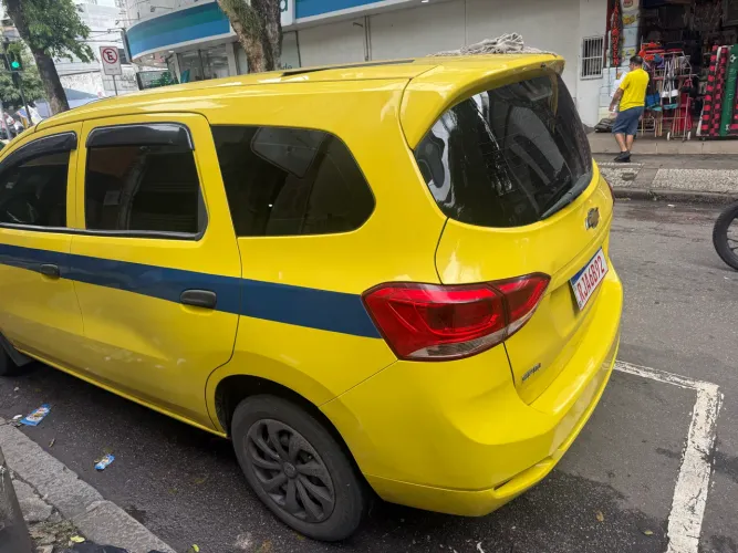 Chevrolet Spin LS 1.8 8V Econo.flex 5P AUT 2022
