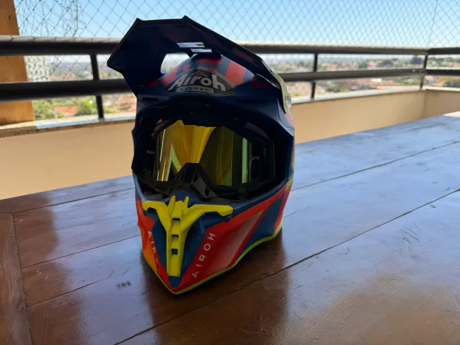 Capacete Airoh